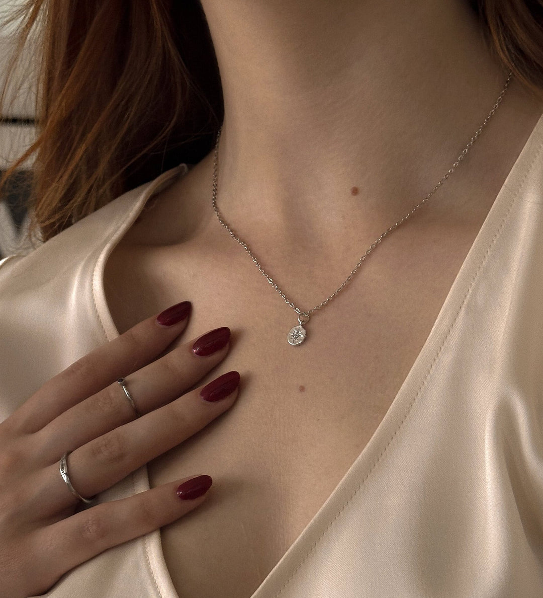 Dainty Compass Necklace, Mother's Day Gift from Daughter, Friendship Handmade Jewelry, Birthday Gift Jewelry Lover, Jewelry for Mom